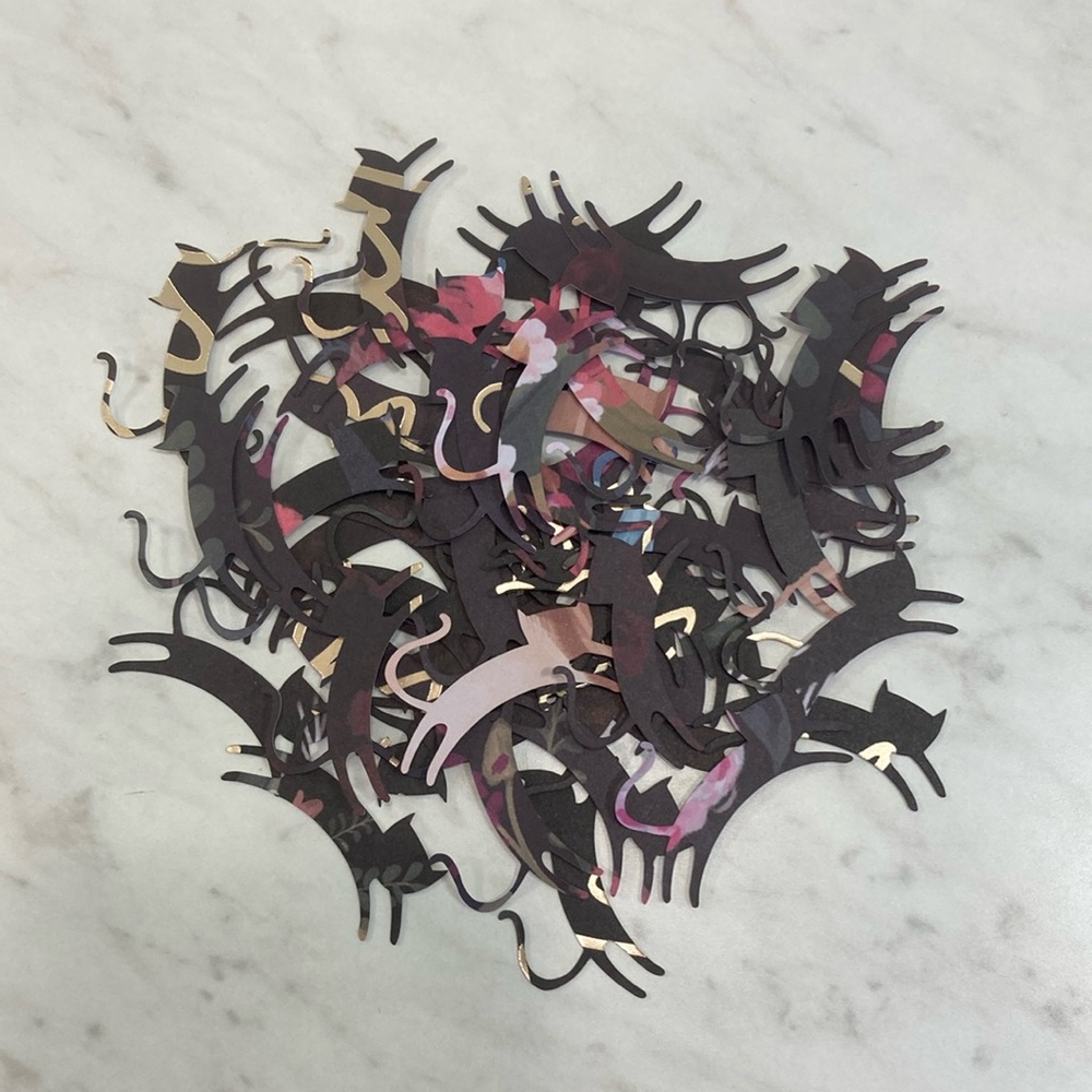 *Free W/Purchase Paper Floral Black Cat Confetti